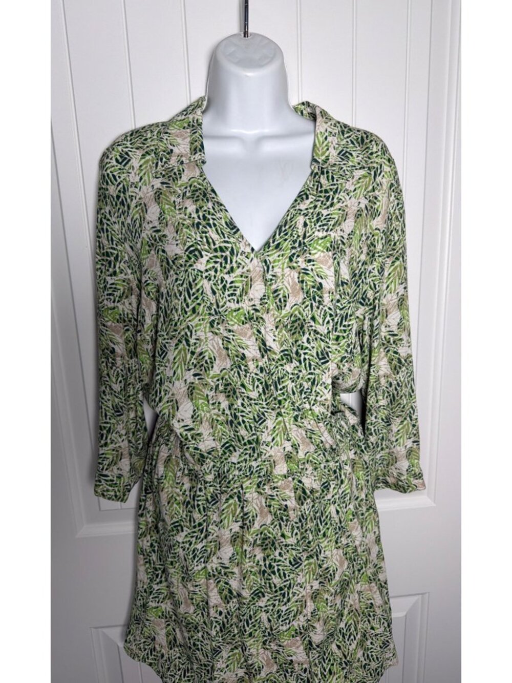 Cabi Dress Faux Wrap Bodice Palm Leaf Green White Print Style 280 Size Medium